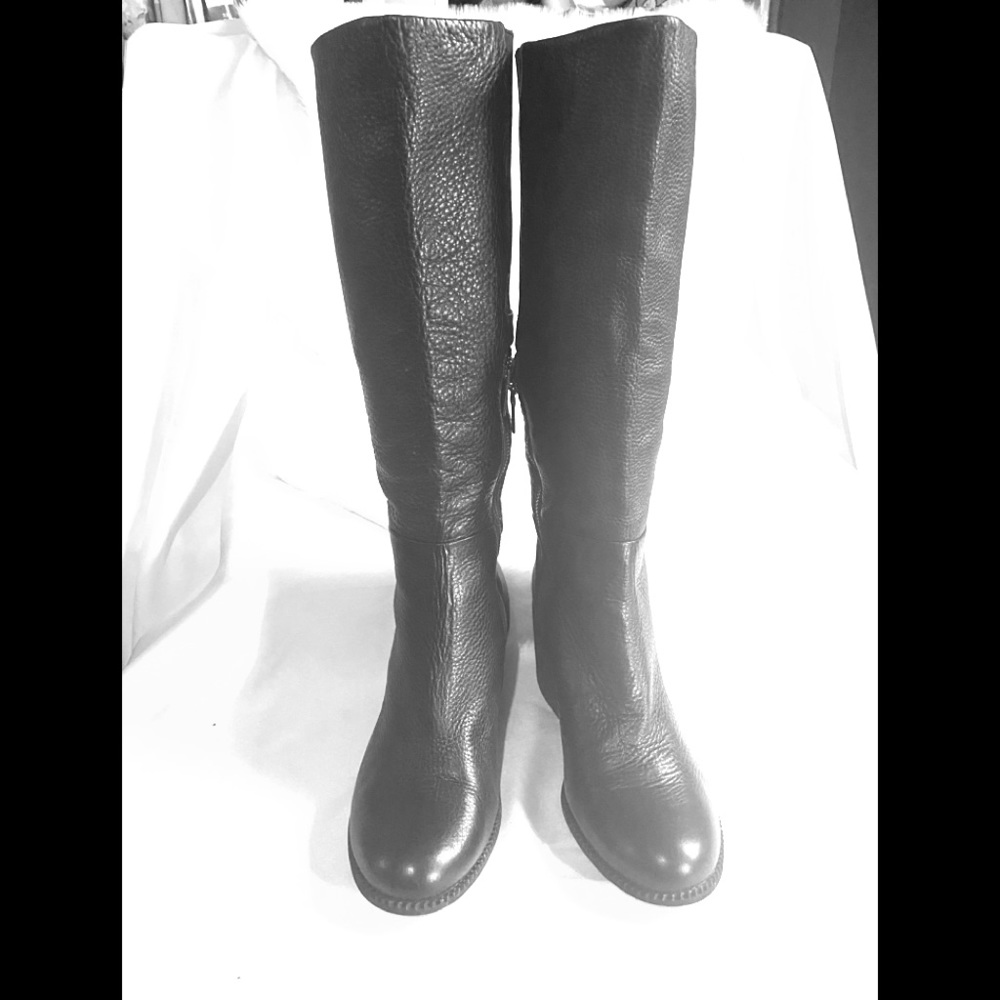 Splendid pebble stone leather boots 10 black